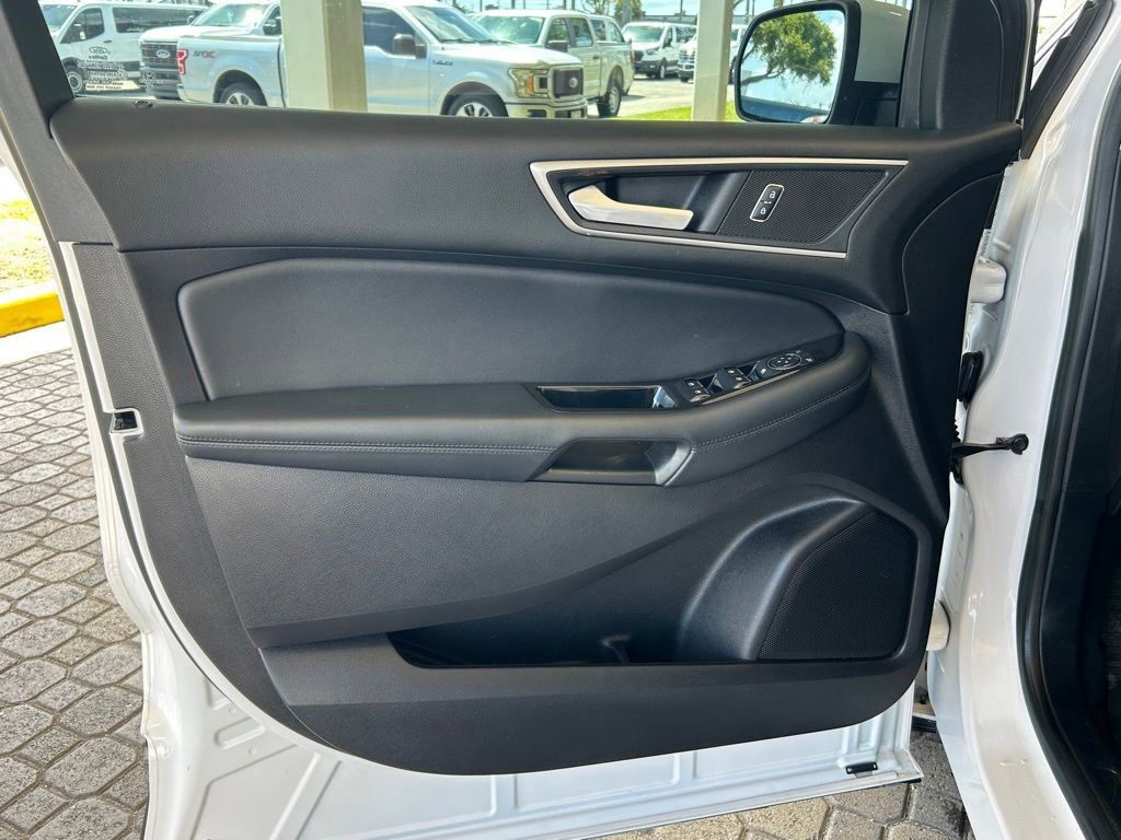 Used 2019 Ford Edge SEL w/ Equipment Group 201A FWD image 34