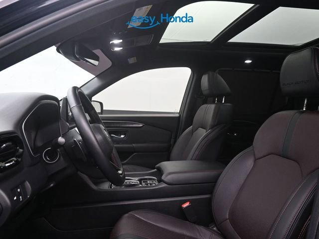 Used 2025 Honda Pilot Black Edition image 15