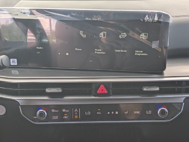 New 2026 Kia Sorento S FWD image 18