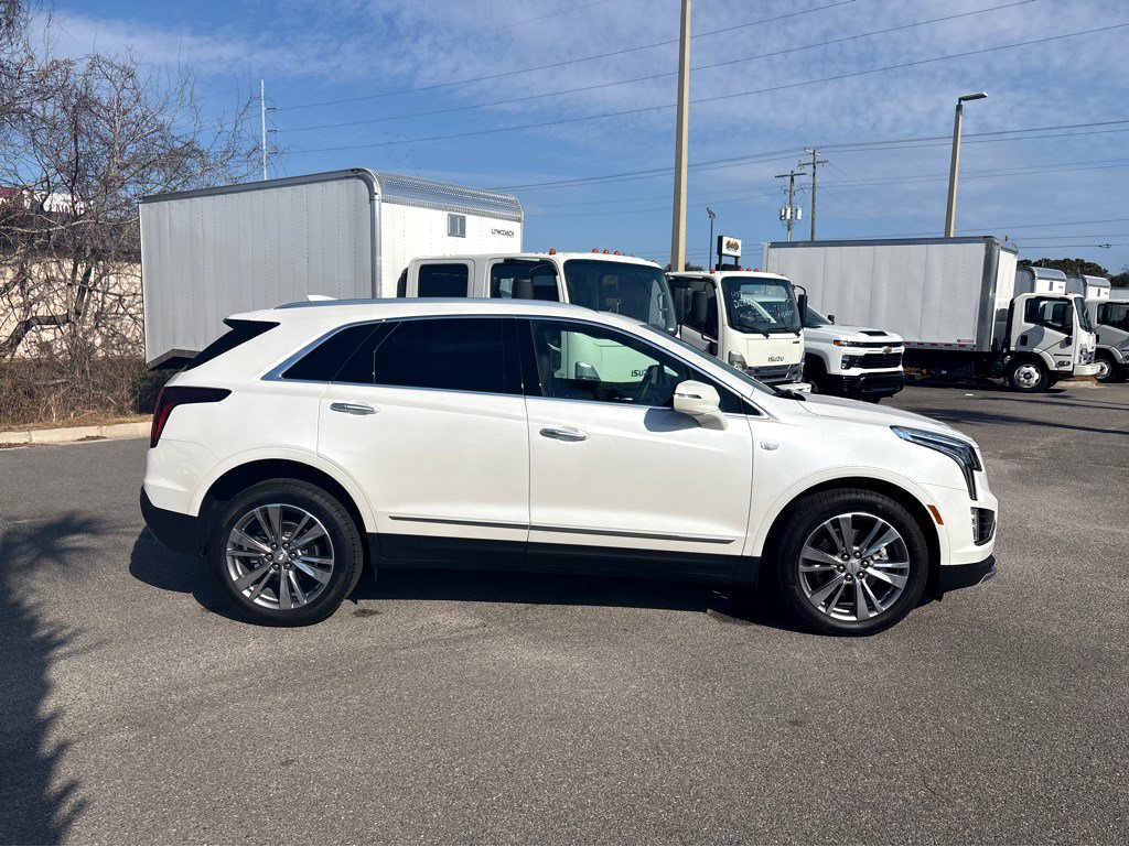 Certified 2025 Cadillac XT5 Premium Luxury image 33