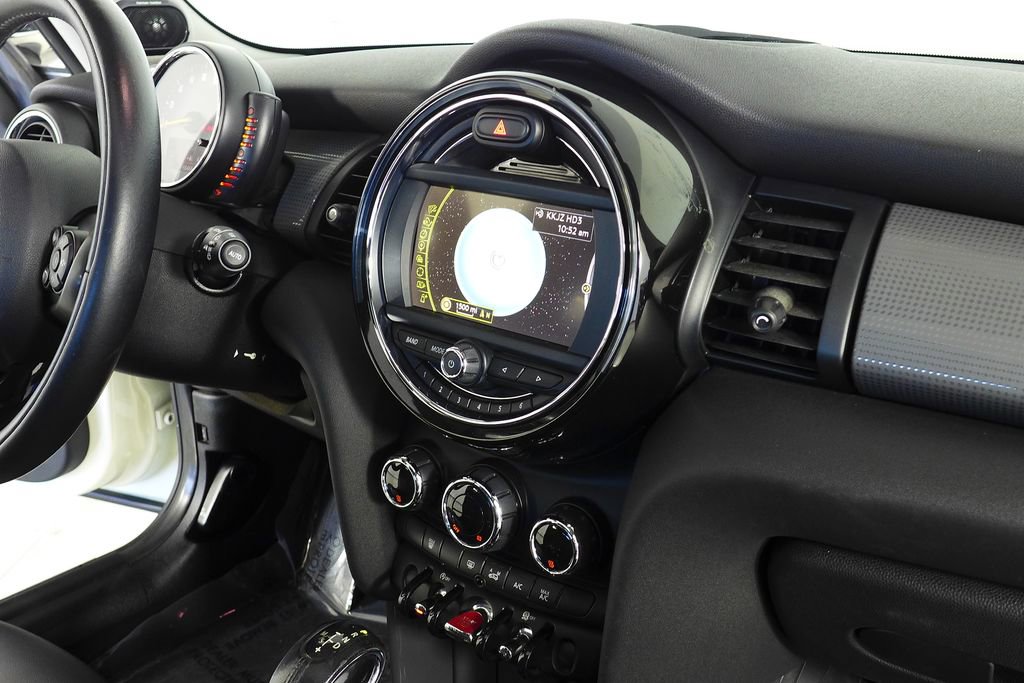 Used 2015 MINI Cooper 2-Door Hardtop image 15