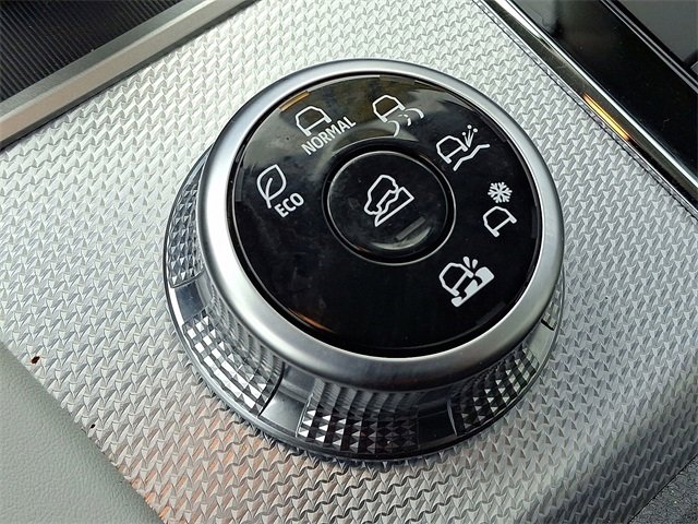 Used 2024 Mitsubishi Outlander SEL image 25