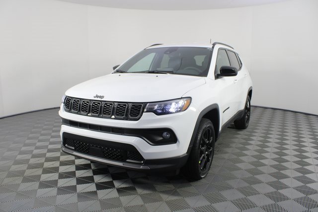 New 2026 Jeep Compass Latitude image 20