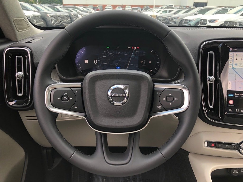 New 2026 Volvo XC40 B5 Ultra w/ Protection Package Premier AWD/4WD image 19