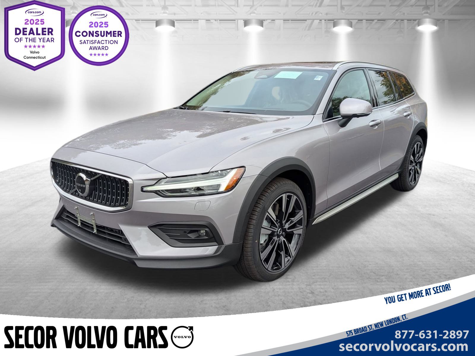 New 2026 Volvo V60 B5 Cross Country Ultra w/ Protection Package Premier