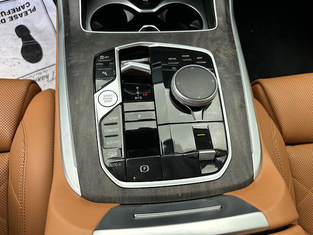 Certified 2023 BMW X7 xDrive40i w/ Premium Package AWD/4WD image 25