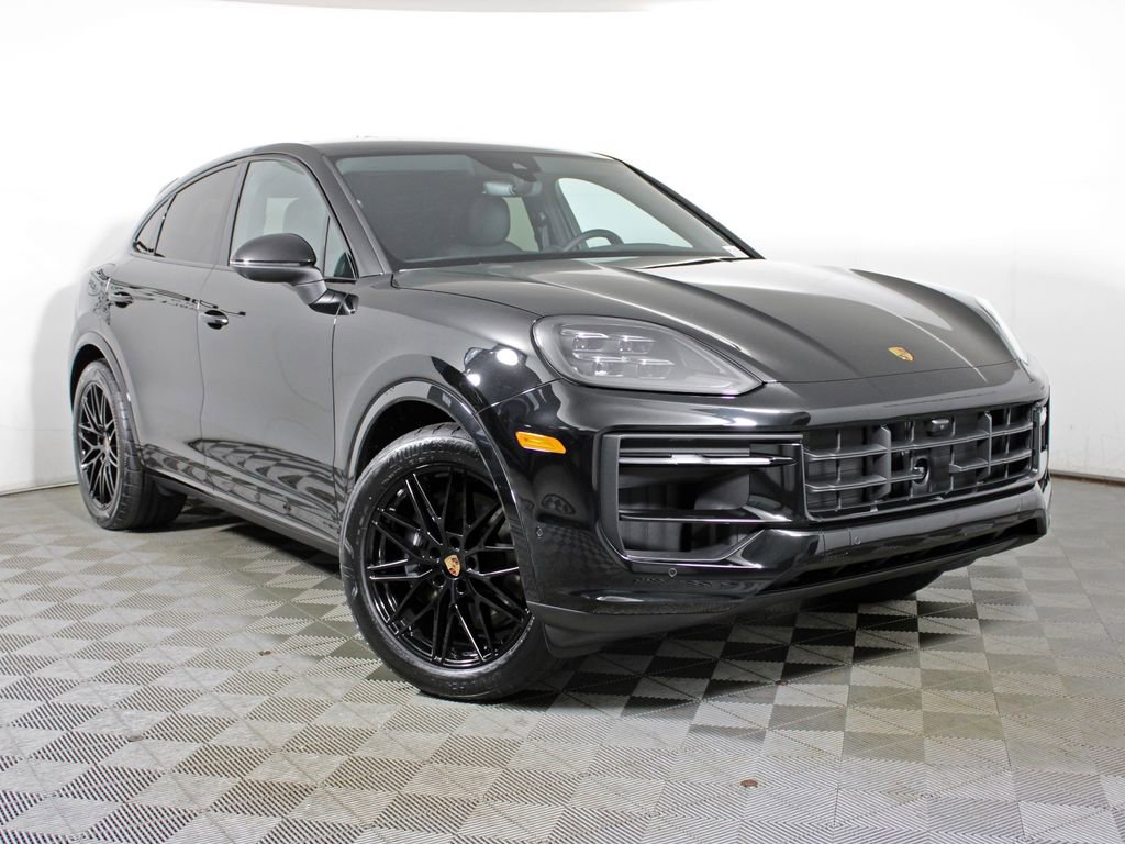 Certified 2026 Porsche Cayenne Coupe image 9