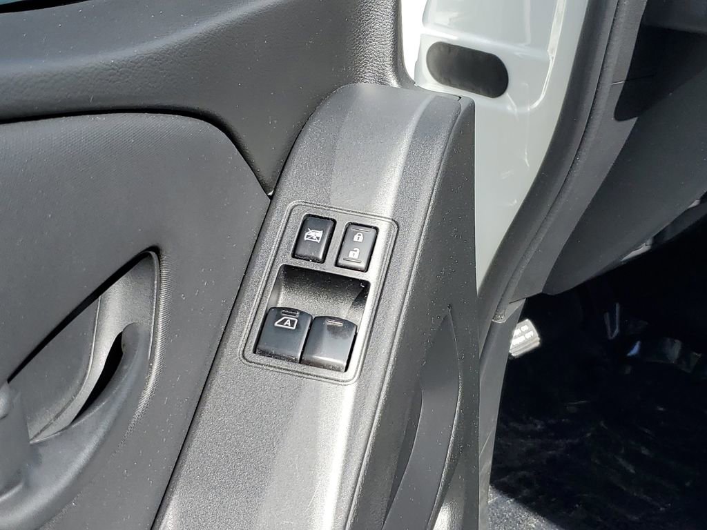 Used 2022 Nissan Frontier S w/ Technology Package image 12