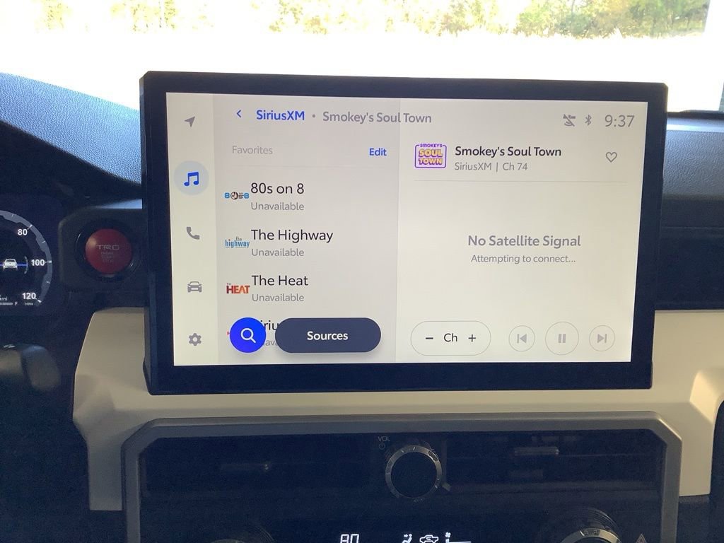 Used 2024 Toyota Tacoma TRD Off-Road image 18