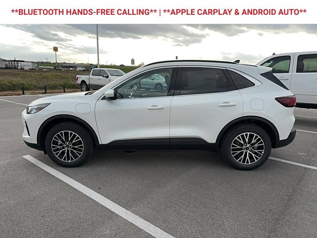 New 2025 Ford Escape SE FWD image 5