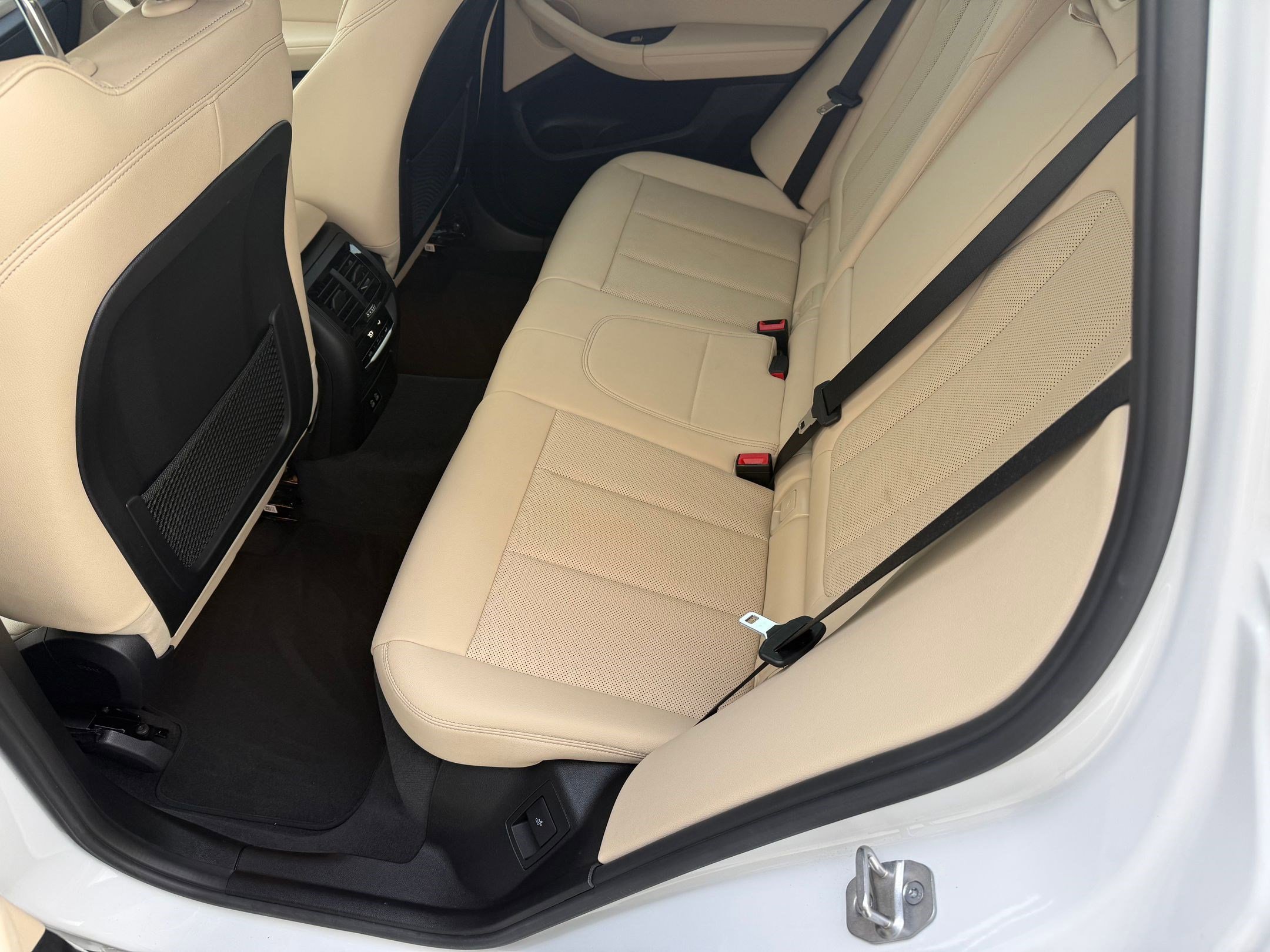 Certified 2024 BMW X3 sDrive30i w/ Premium Package w/ZPA image 13