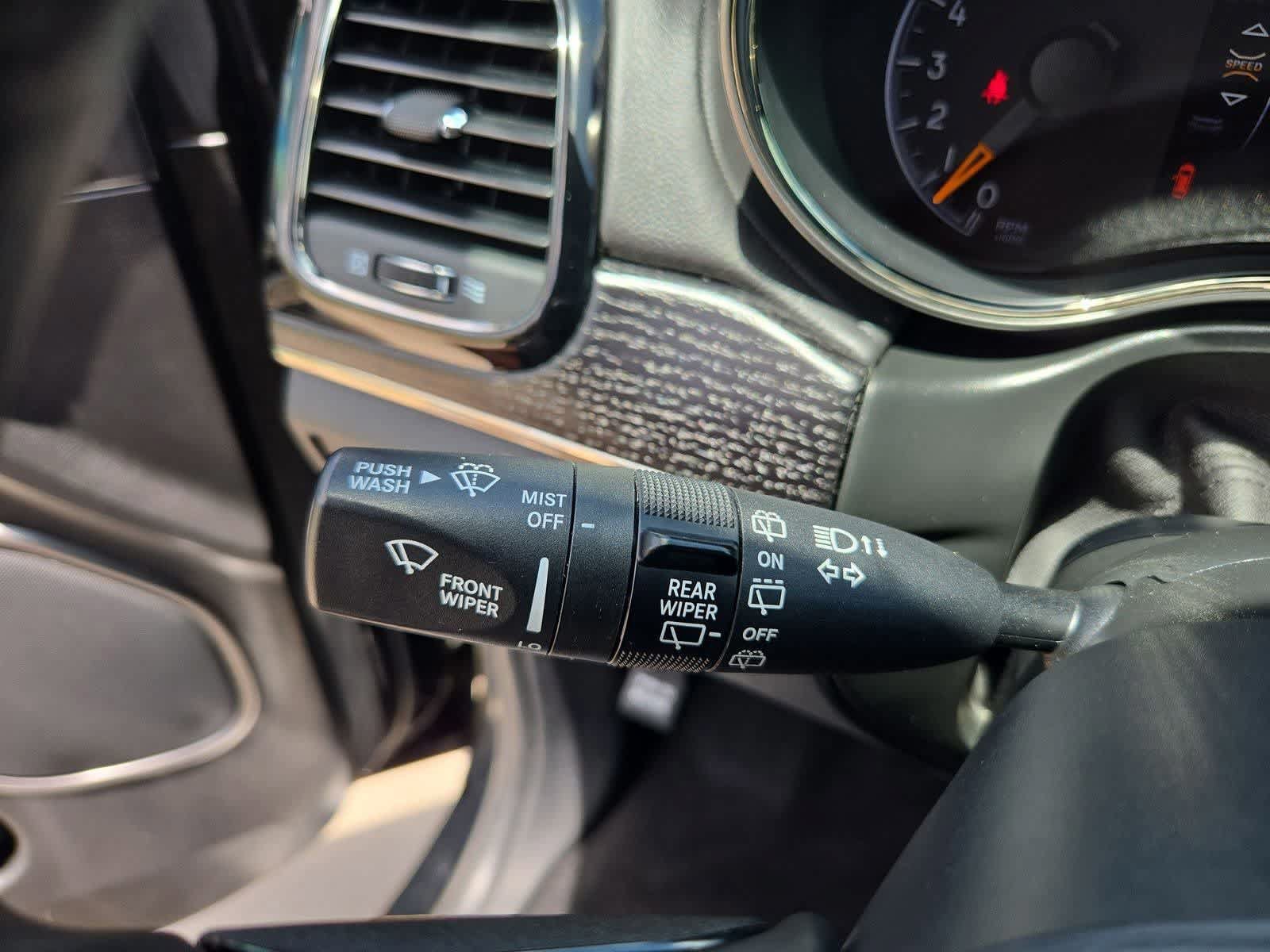 Used 2020 Jeep Grand Cherokee High Altitude RWD image 26