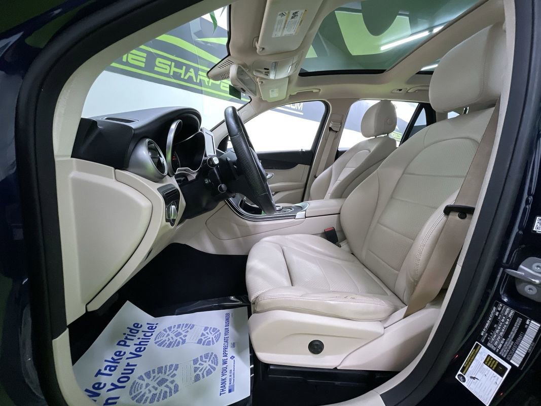 Used 2018 Mercedes-Benz GLC 300 4MATIC image 18