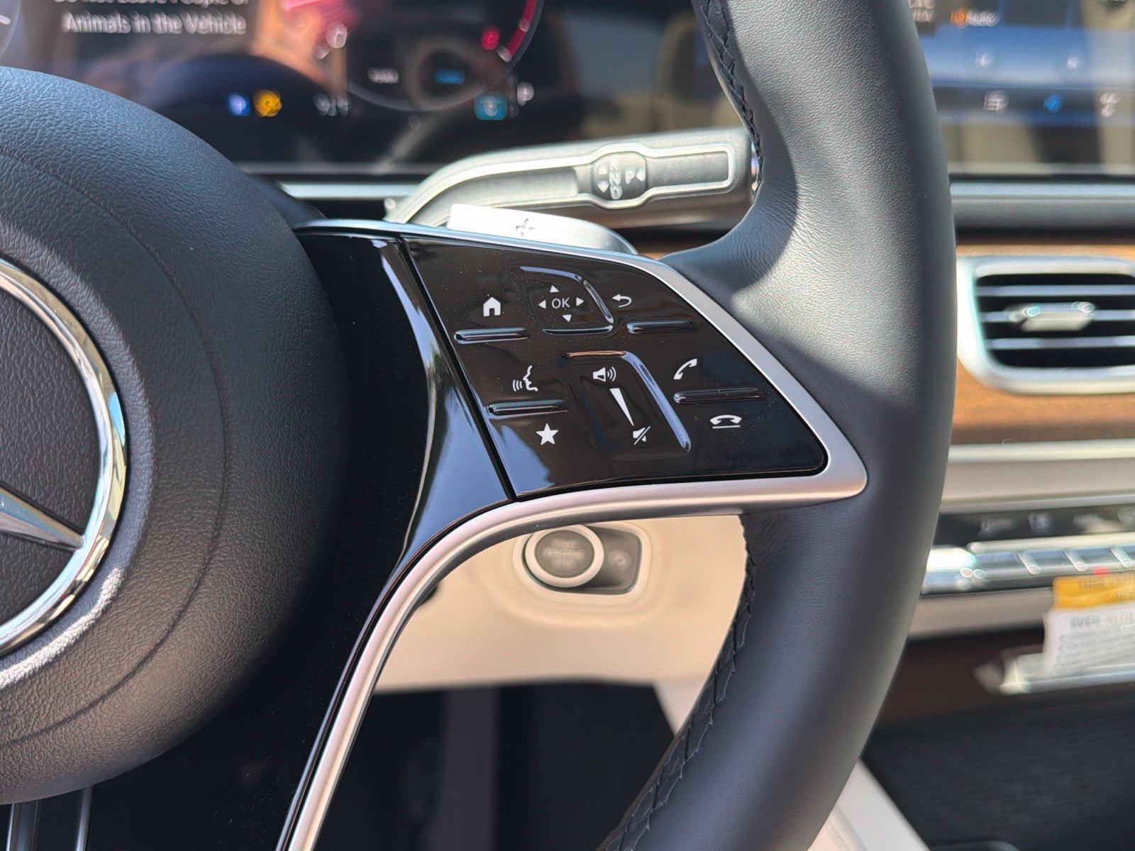 New 2026 Mercedes-Benz GLE 450 4MATIC image 23