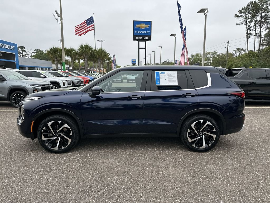 Used 2024 Mitsubishi Outlander SE AWD/4WD image 13