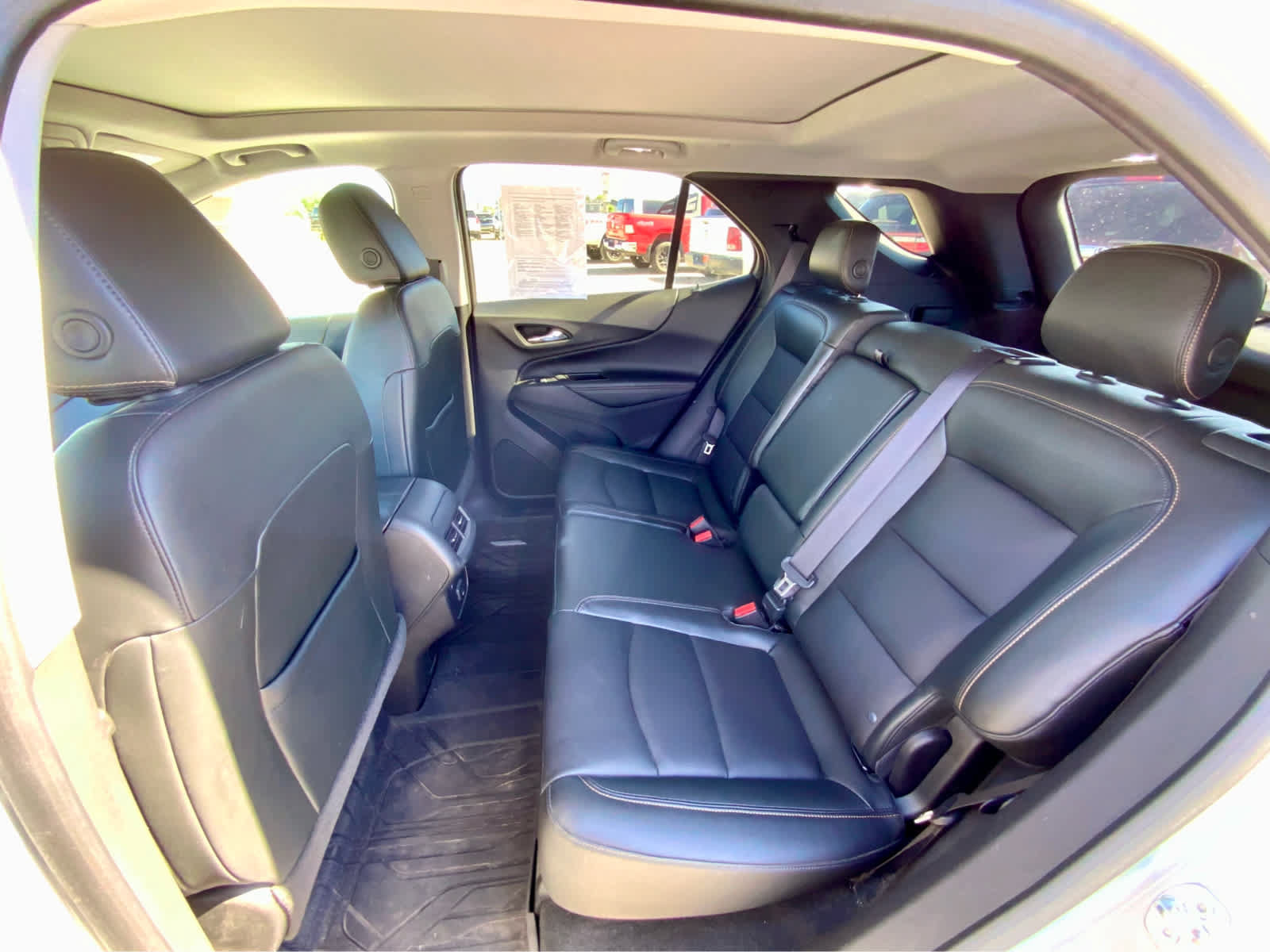 Used 2019 Chevrolet Equinox Premier AWD/4WD image 21