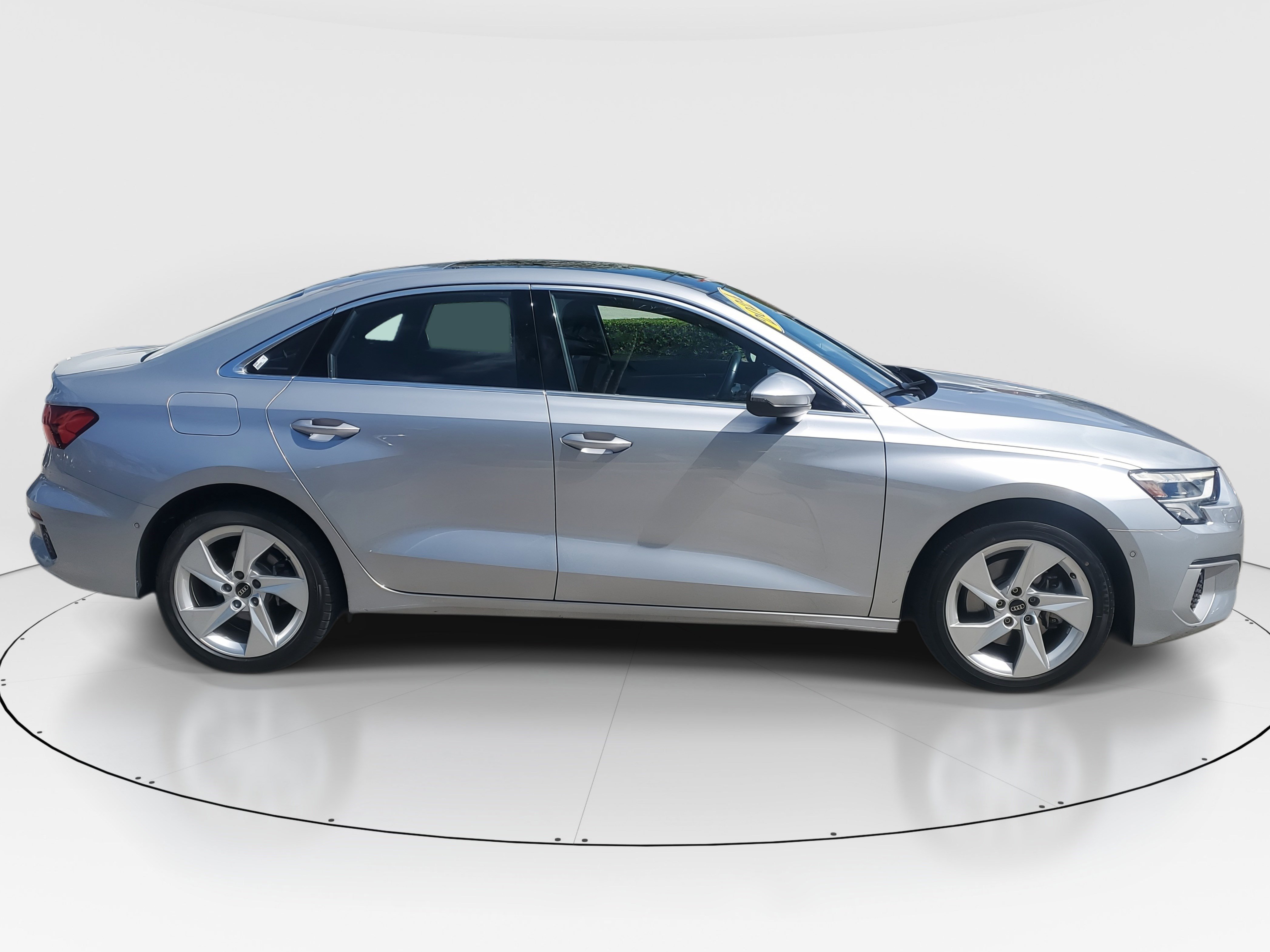 Used 2024 Audi A3 2.0T Premium image 2