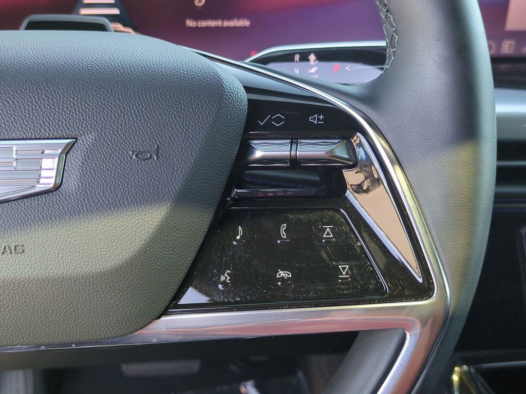 Certified 2025 Cadillac Escalade IQ Luxury 1 AWD/4WD image 13