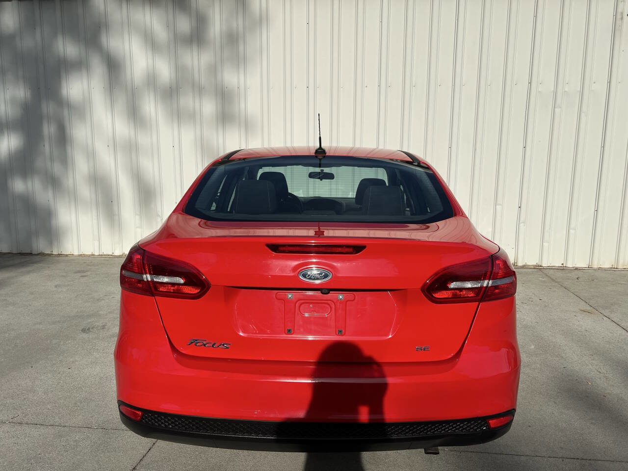 Used 2017 Ford Focus SE image 4