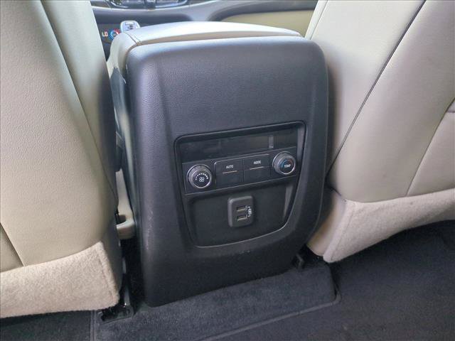 Used 2021 Buick Enclave Essence FWD image 16