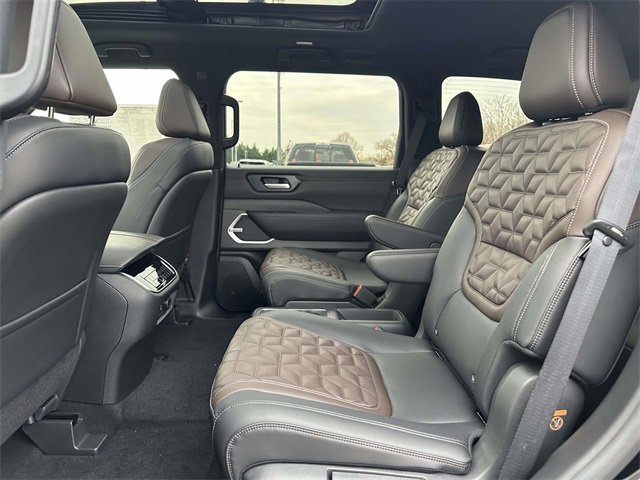 New 2026 Nissan Armada Platinum Reserve image 13