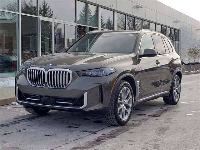 New 2026 BMW X5 xDrive50e w/ Climate Comfort Package