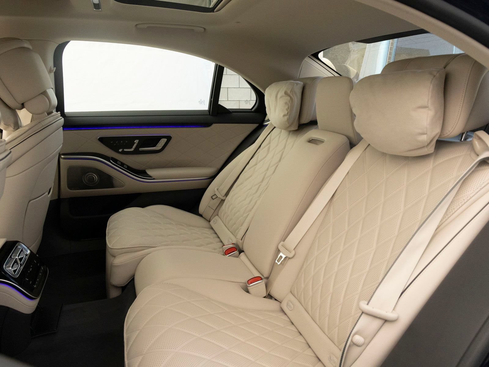 New 2026 Mercedes-Benz S 580 4MATIC Sedan image 19
