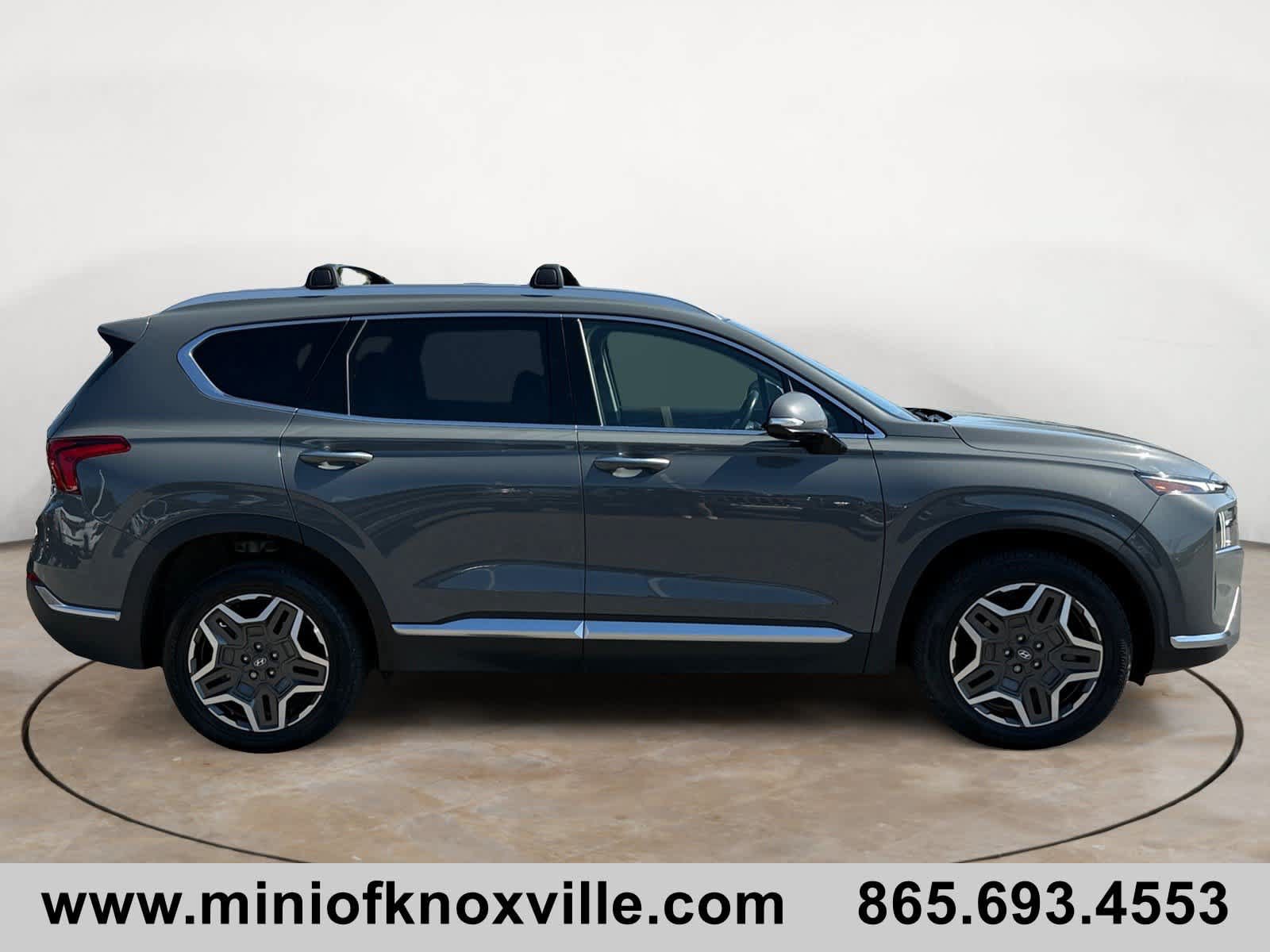 Used 2023 Hyundai Santa Fe SEL Premium AWD/4WD image 2