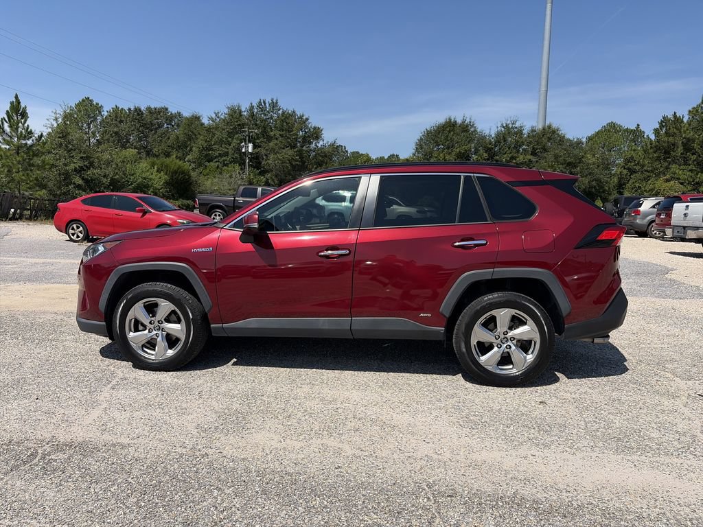 Used 2020 Toyota RAV4 Limited w/ Limited Grade Weather Package AWD/4WD image 3