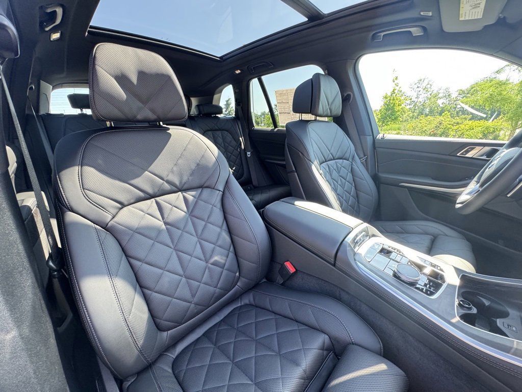 Used 2026 BMW X5 xDrive40i w/ Premium Package image 24