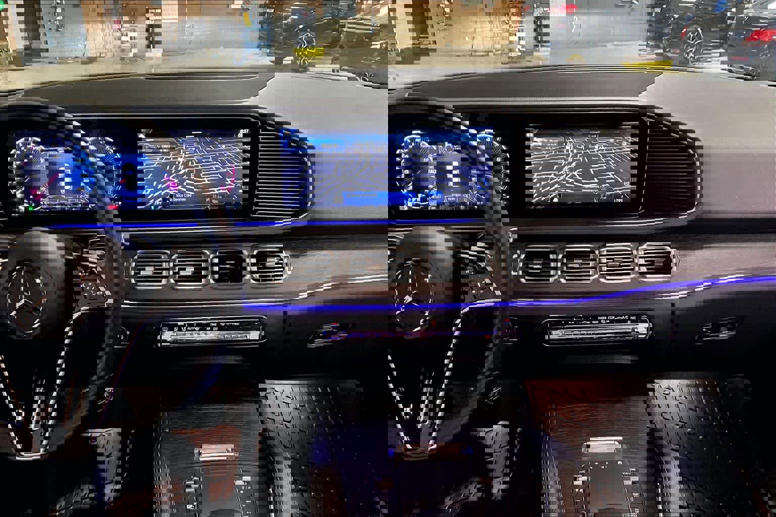 Used 2024 Mercedes-Benz GLE 350 4MATIC image 6