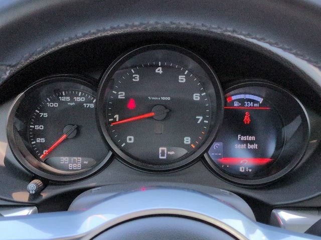 Used 2021 Porsche 718 Cayman RWD image 24