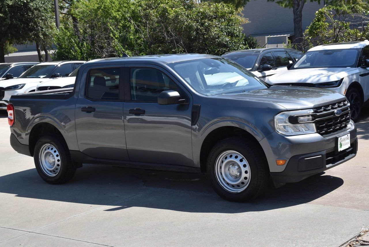 Used 2023 Ford Maverick XL FWD image 5
