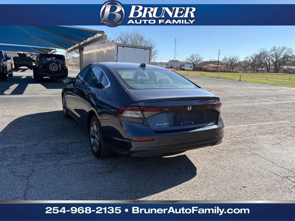 Used 2023 Honda Accord EX image 4