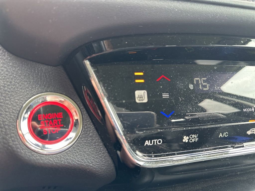 Used 2021 Honda HR-V EX-L image 6