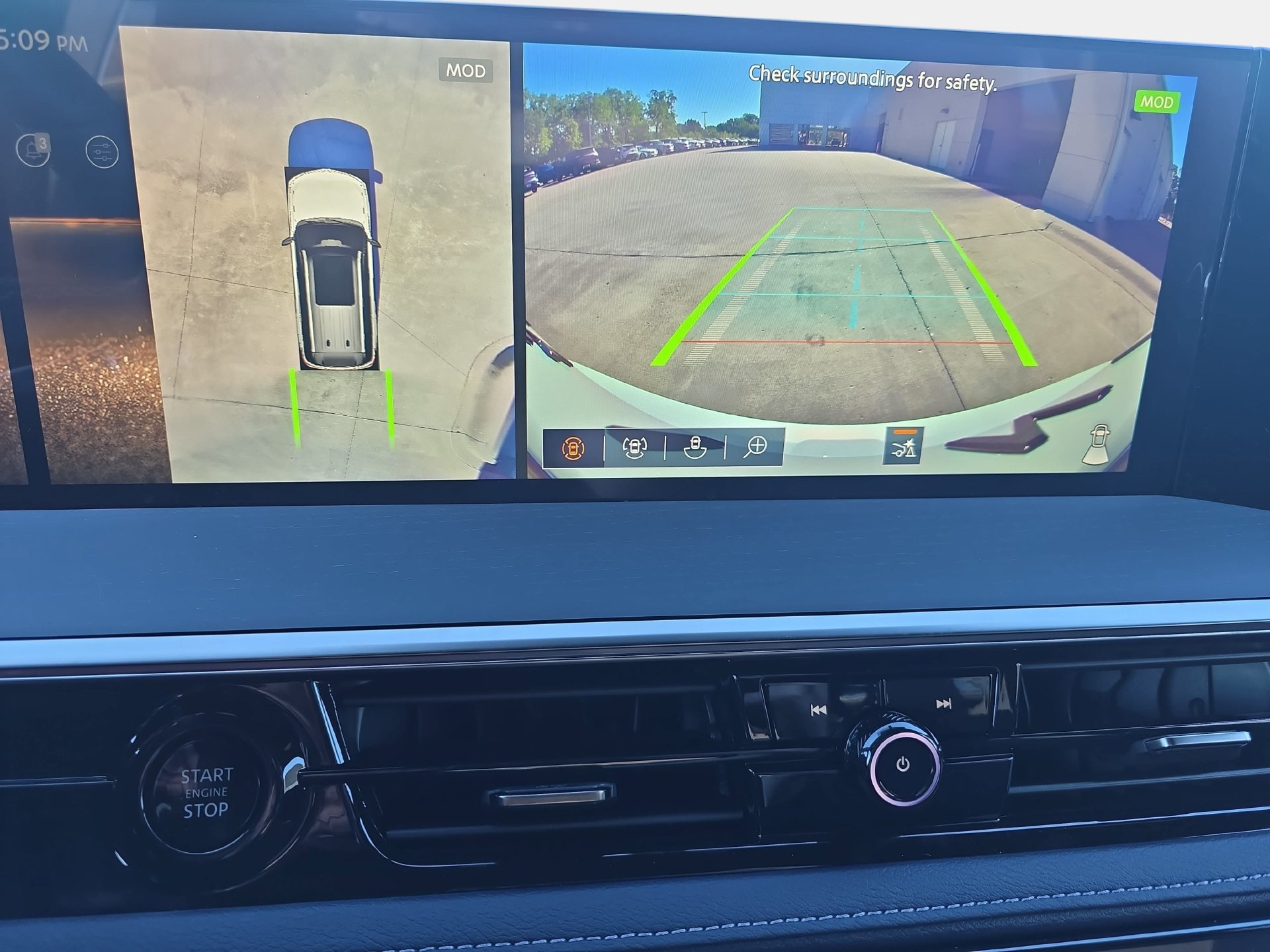 New 2026 INFINITI QX80 4WD image 23