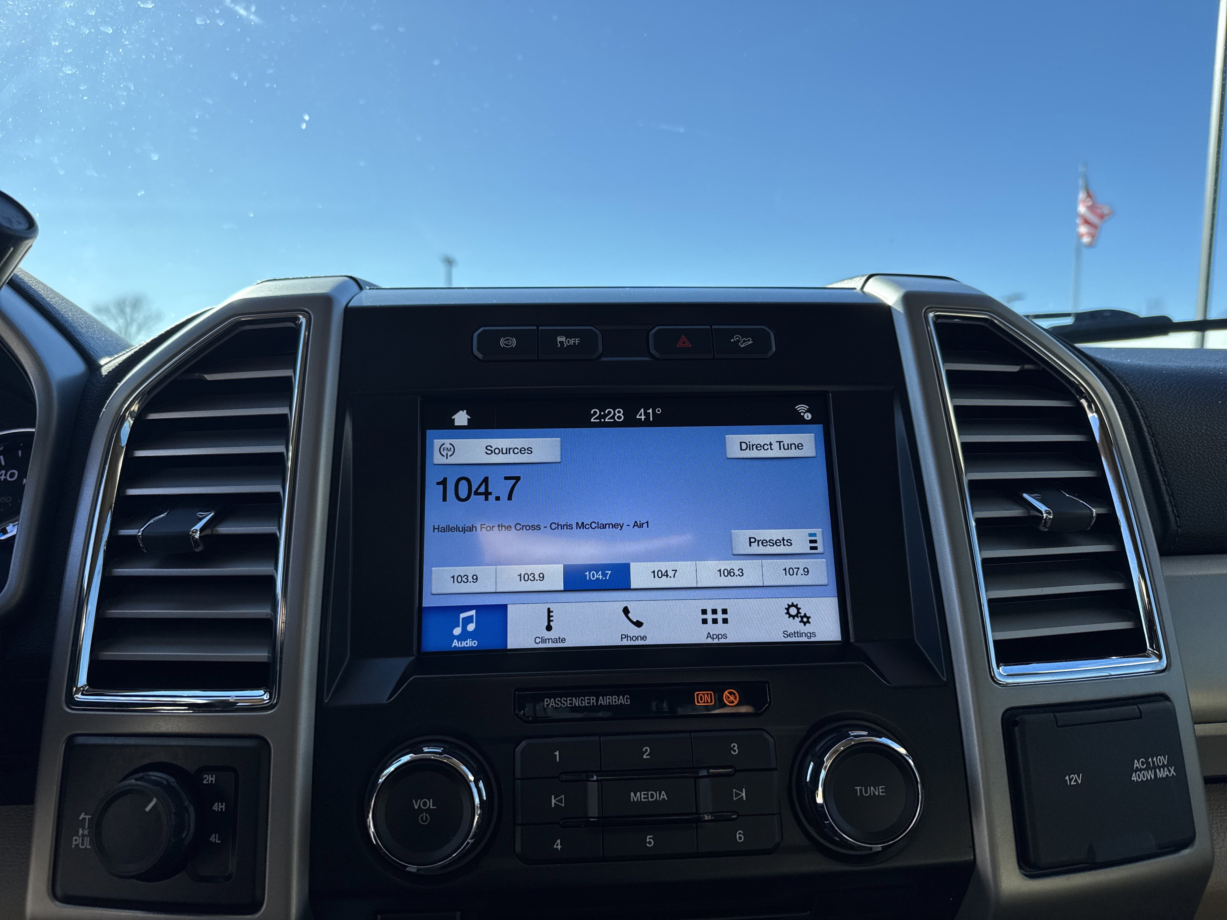 Used 2017 Ford F250 Lariat w/ FX4 Off-Road Package image 23