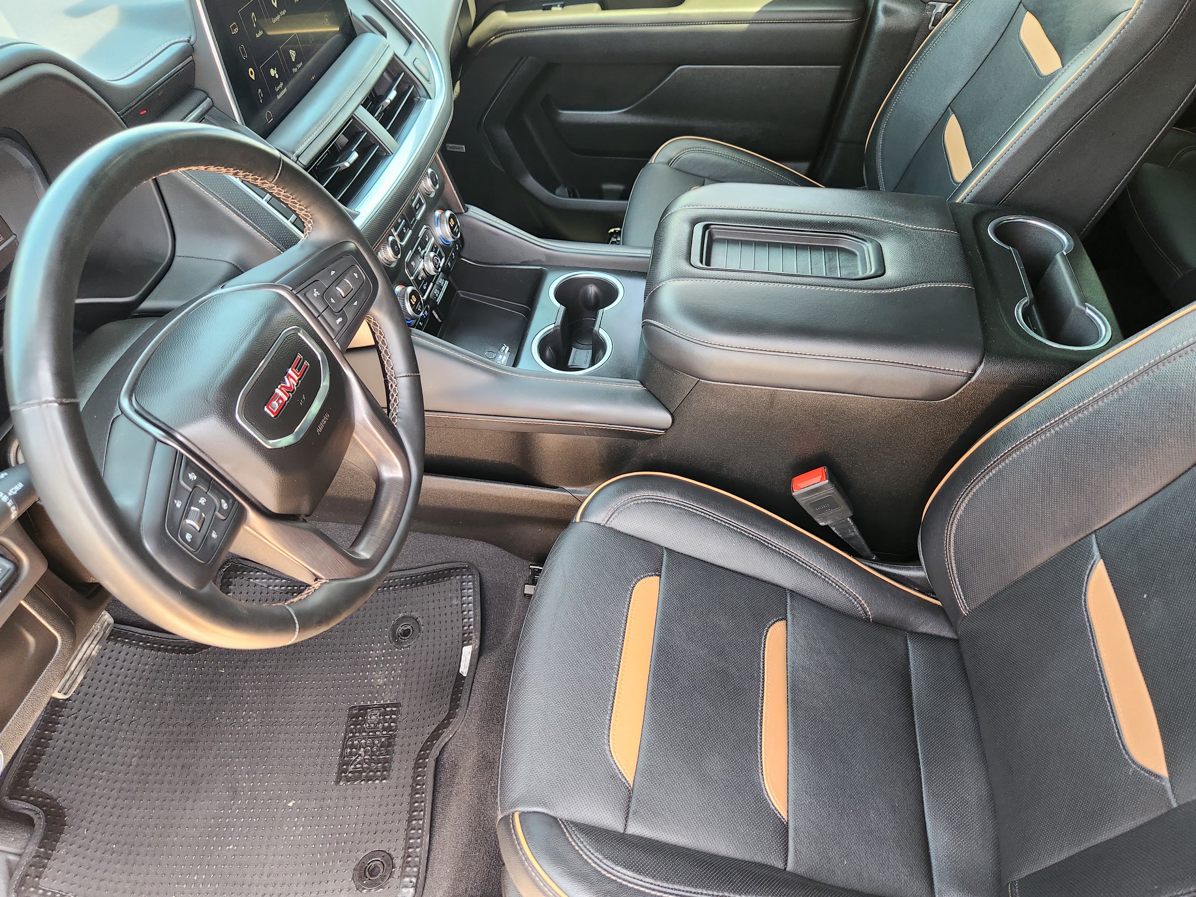 Used 2023 GMC Yukon AT4 w/ AT4 Premium Package AWD/4WD image 13