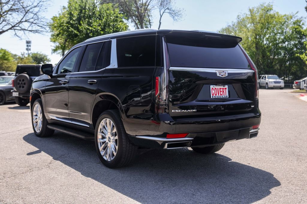 Used 2023 Cadillac Escalade Premium Luxury image 3