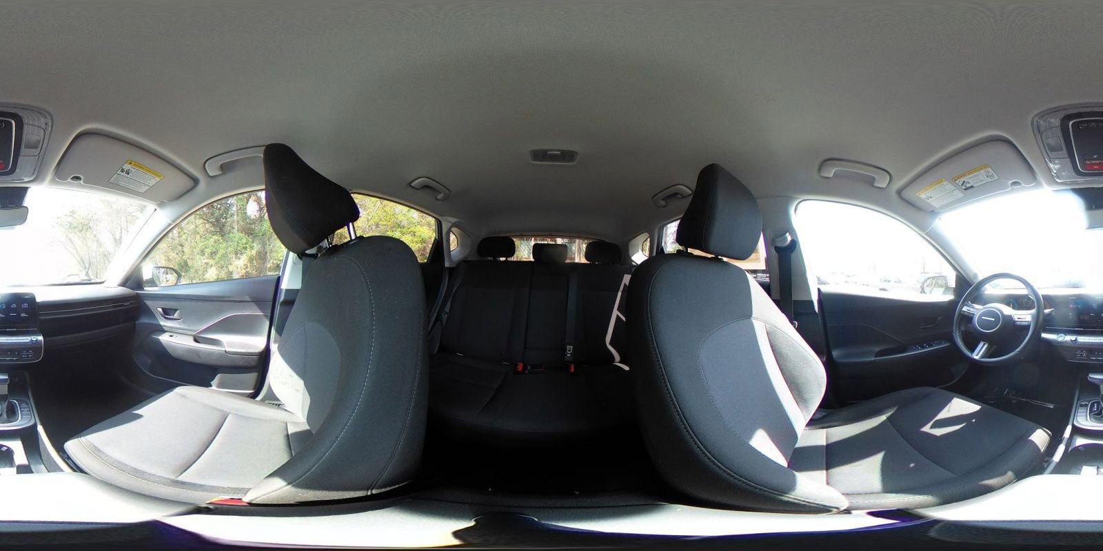 Used 2025 Hyundai Kona SEL image 43