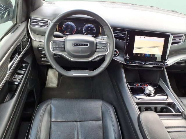 Used 2024 Jeep Wagoneer Series II RWD image 19