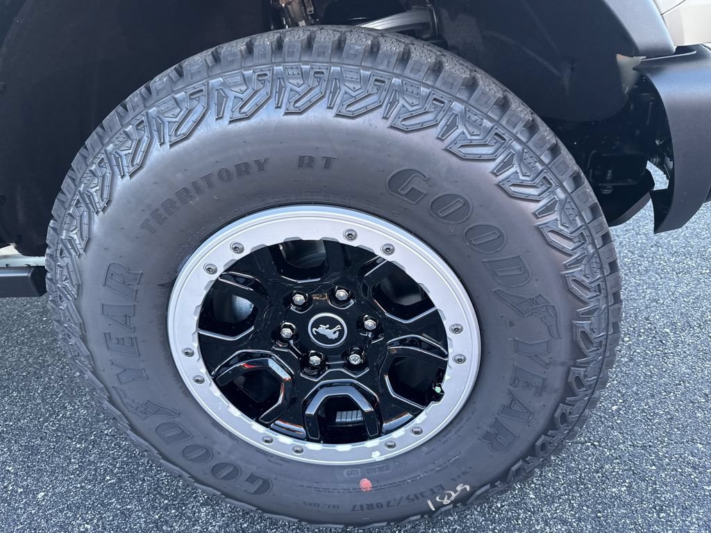 New 2025 Ford Bronco Badlands w/ Sasquatch Package AWD/4WD image 13