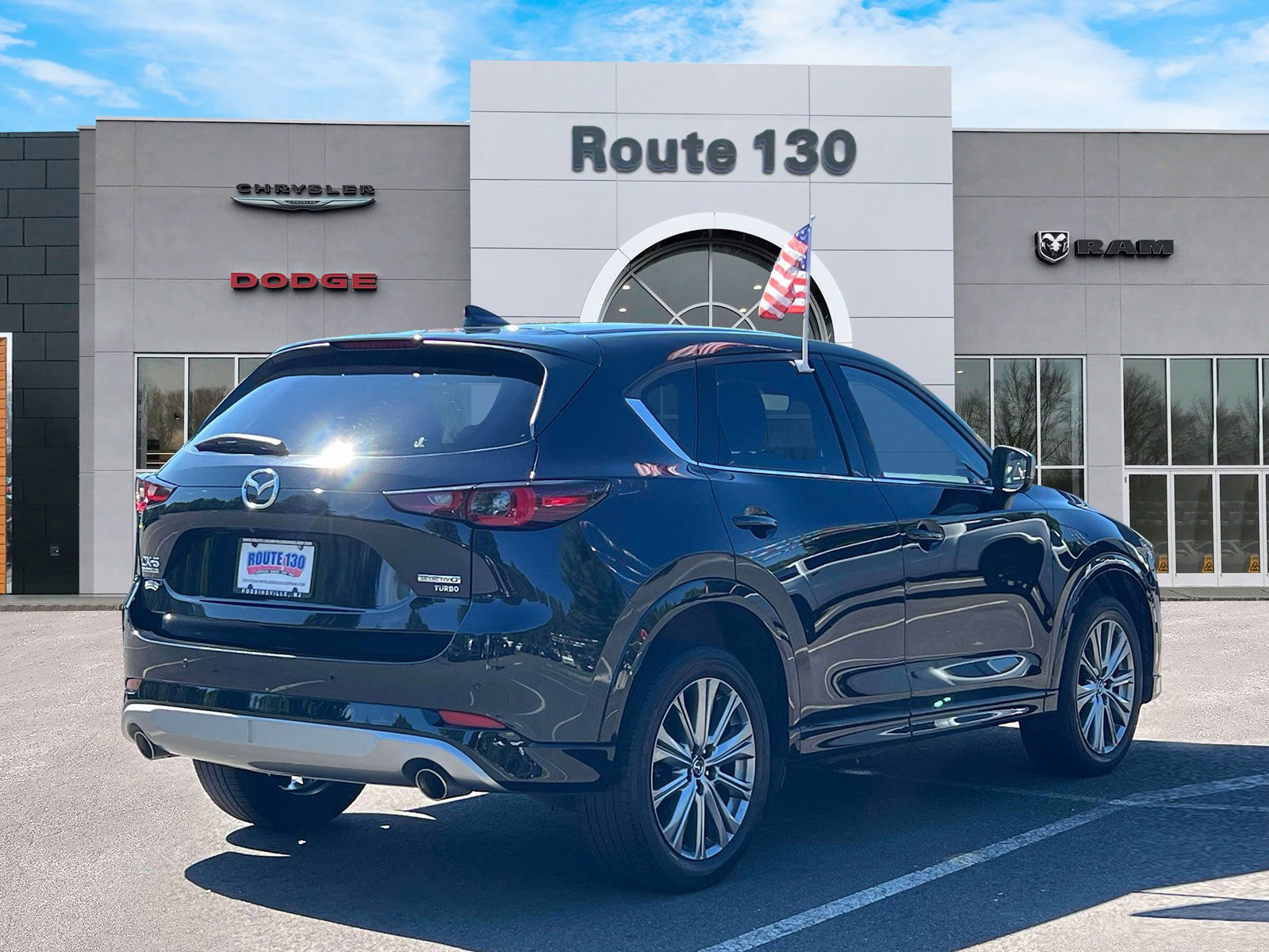 Used 2024 MAZDA CX-5 Signature AWD/4WD image 4