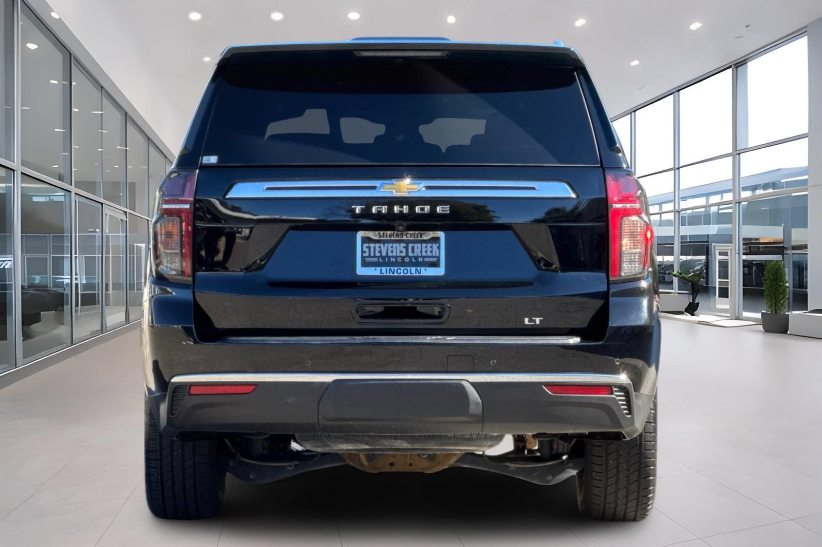 Used 2023 Chevrolet Tahoe LT w/ Luxury Package AWD/4WD image 5