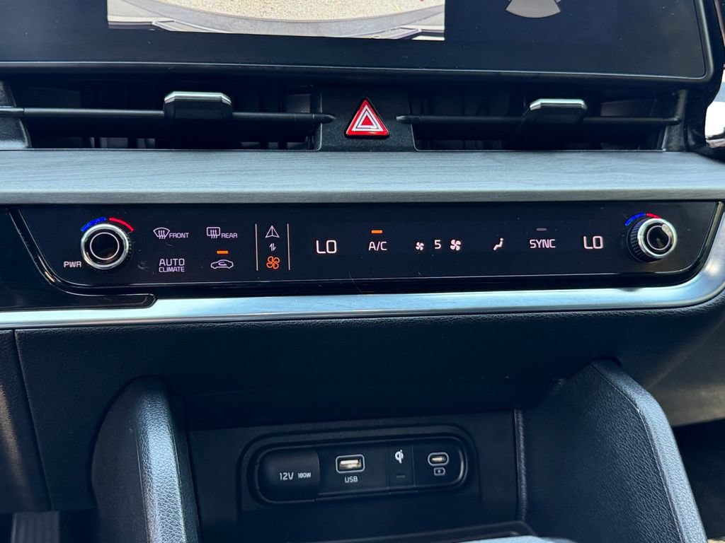 Certified 2023 Kia Sportage X-Line w/ X-Line Premium Package AWD/4WD image 23