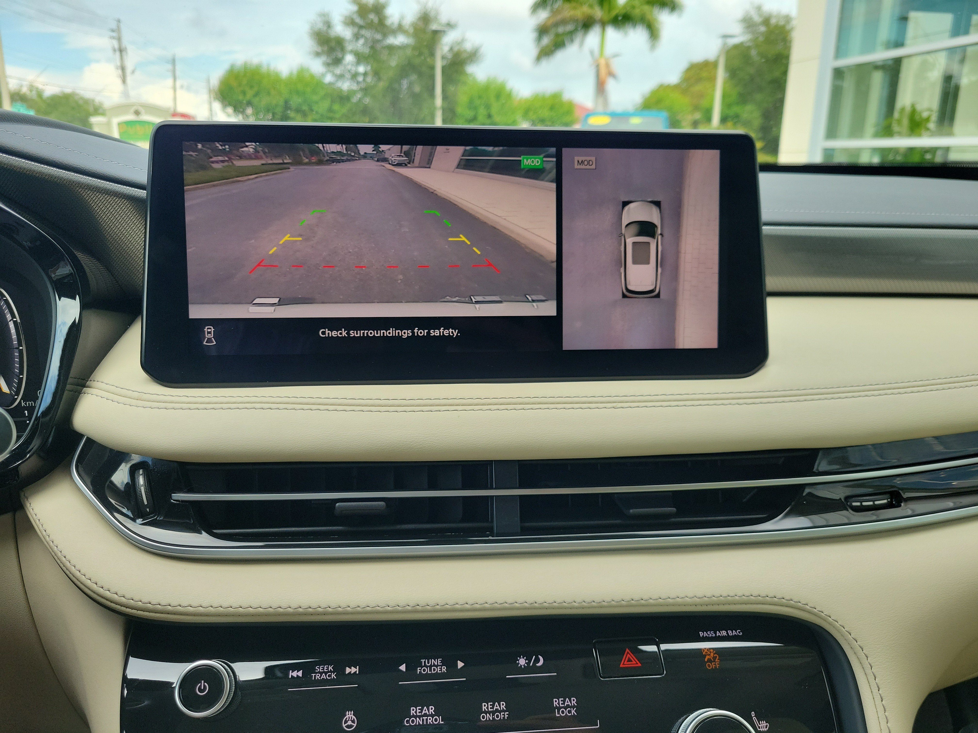 Certified 2023 INFINITI QX60 Luxe w/ Cargo Package FWD image 21