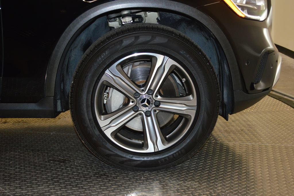 Certified 2022 Mercedes-Benz GLC 300 image 16