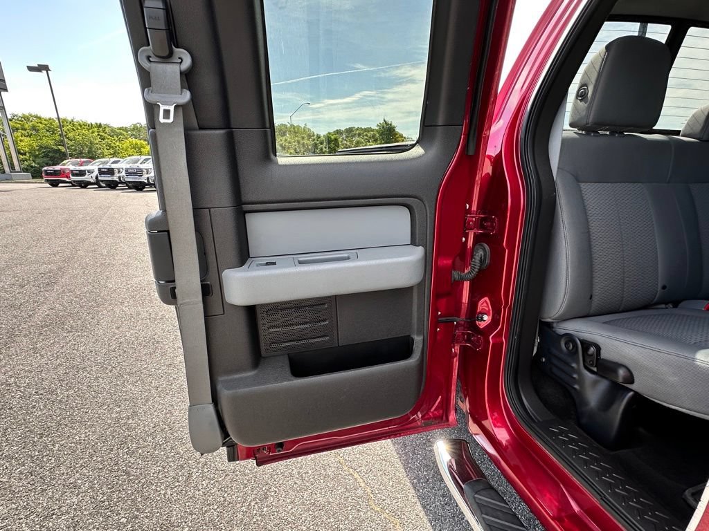 Used 2013 Ford F150 XLT w/ Luxury Equipment Group RWD image 18