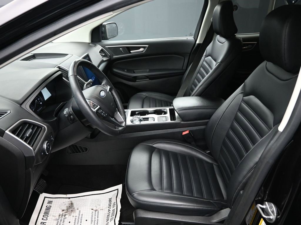 Used 2022 Ford Edge SEL w/ Convenience Package image 11