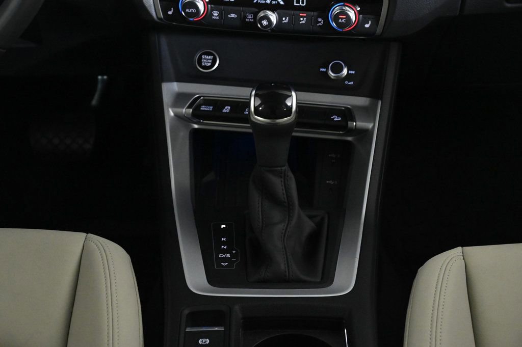 Used 2025 Audi Q3 2.0T Premium Plus w/ Premium Plus Package image 14